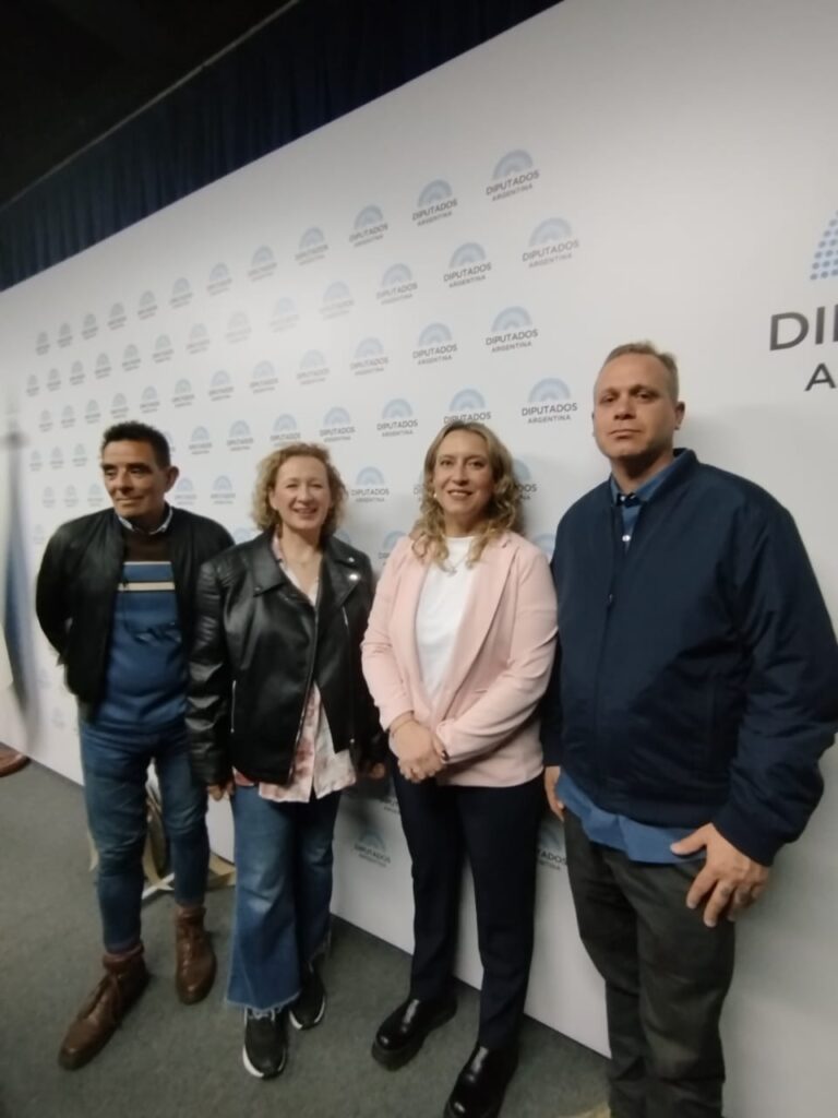 epigrafe Junto a la Diputada Nacional Marcela Campagnoli.